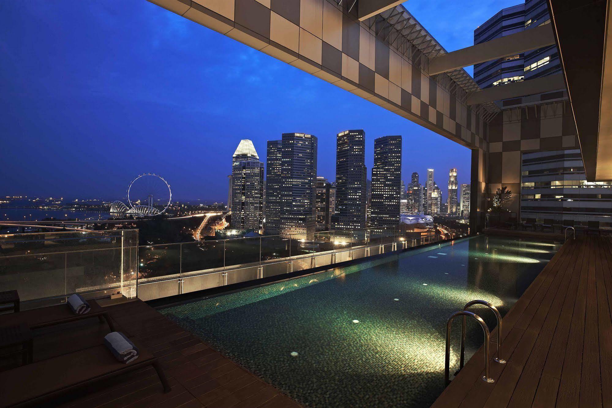 Pan Pacific Serviced Suites Beach Road, Сингапур Екстериор снимка
